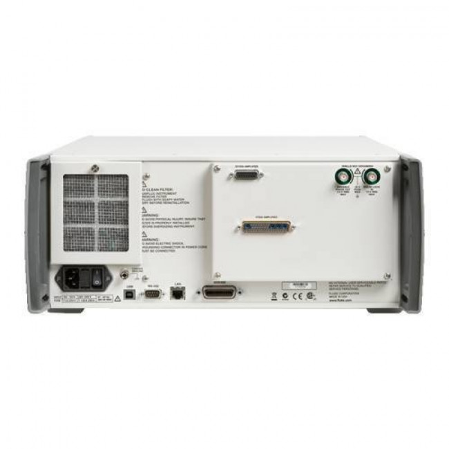 Высокопроизводительный многофункциональный калибратор Fluke 5730A/S 230 Высокопроизводительный многофункциональный калибратор Fluke 5730A/S 230