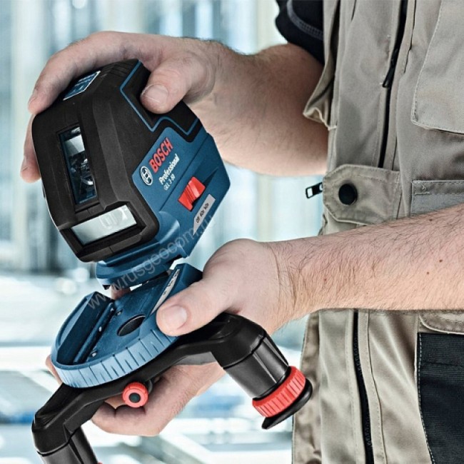 Лазерный уровень Bosch GLL 3-50+BM 1 с калибровкой Лазерный уровень Bosch GLL 3-50+BM 1 с калибровкой