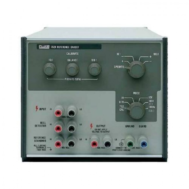 Эталонный делитель Fluke 752A Эталонный делитель Fluke 752A